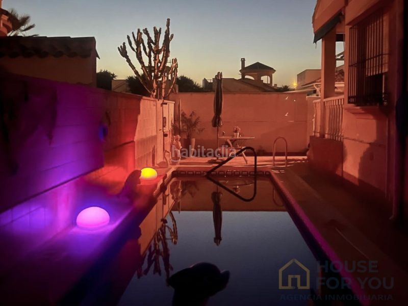 Foto eb8b0021-1468-4bc6-9f9b-f9fab424e0cc. Casa amb aparcament a Sucina Murcia