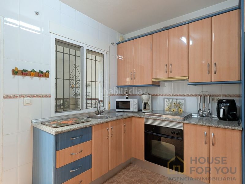 Foto e98da8b9-e95f-4ab6-a79b-6e5a79788197. Casa a Centro Alcázares (Los)