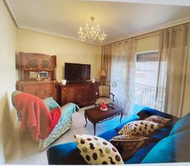 Piccolo appartamento in Casco Antiguo. Piso en venta en el placetón