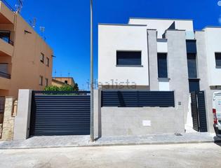 Xalet a Águilas. Chalet en venta en calabardina
