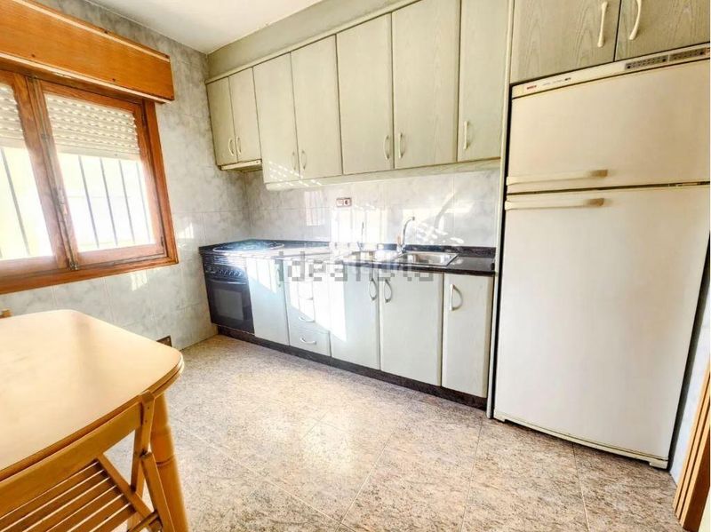 Foto 0f6562ff-4a1c-4e07-bace-5c6ae6044851. Casa amb aparcament a Águilas