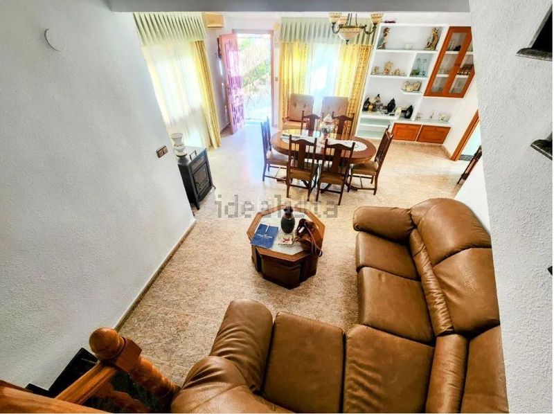 Foto 612d6028-4436-45b7-bae9-3e8225521d70. Casa amb aparcament a Águilas