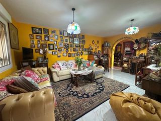 Xalet a Los Collados-Los Geraneos. Chalet en los geraneos