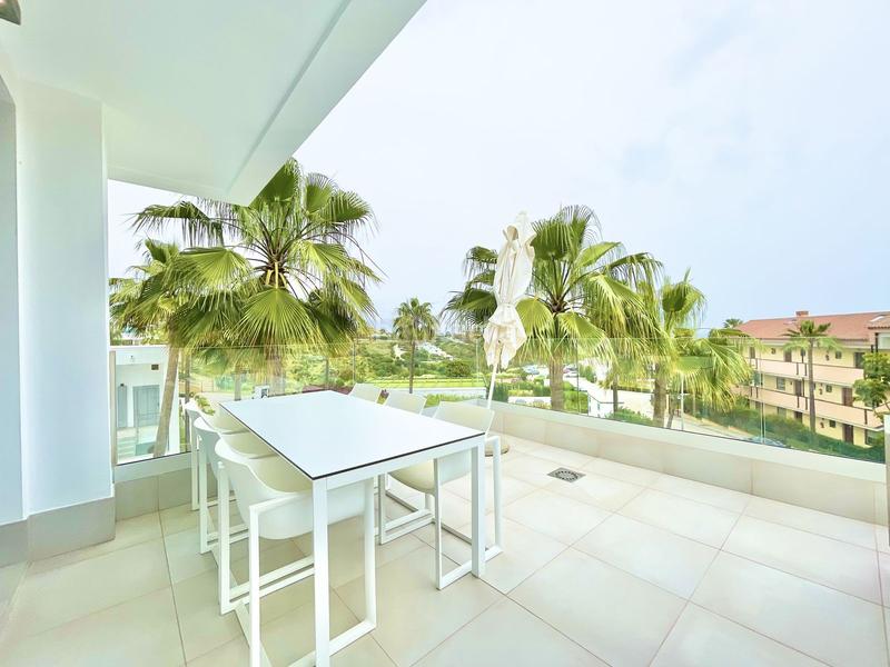 Foto 5001e01a-fe29-4a81-babf-c5e531bbe249. Apartament a El Faro de Calaburra - Chaparral Mijas