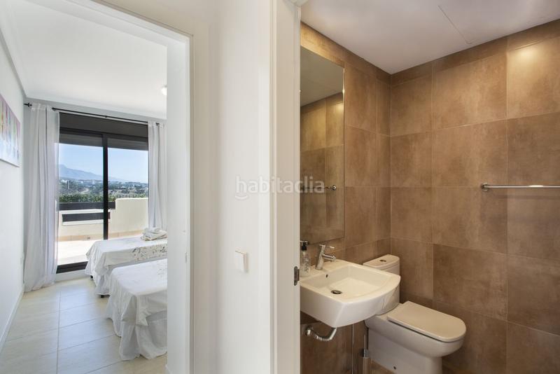 Foto 63db2c1c-6a04-4ca6-a50a-8807a2f695dc. Appartement in La Concha - Resina Golf Estepona