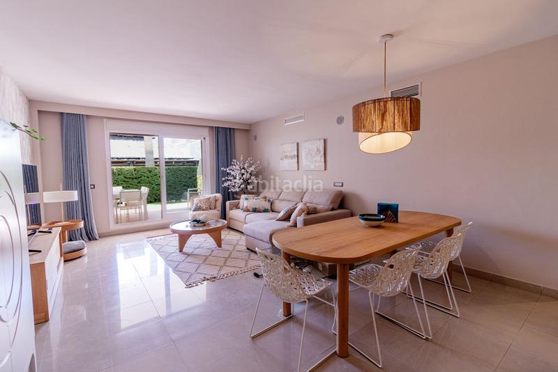 Foto 0e76d041-cd3e-4d60-9a32-50189f5e66ce. Apartamento en Paraiso - Barronal Estepona