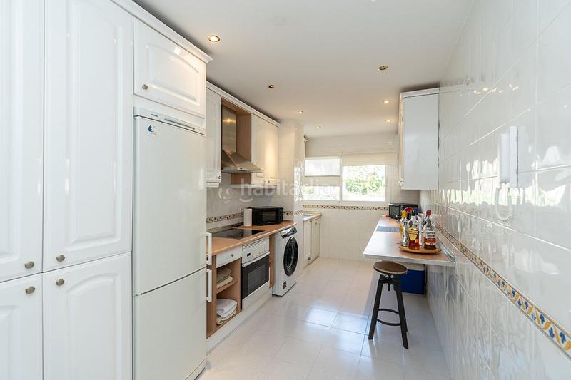 Foto c5e44cdb-feba-4937-a7aa-2b67eb6d380b. Appartement dans Bel - Air Estepona