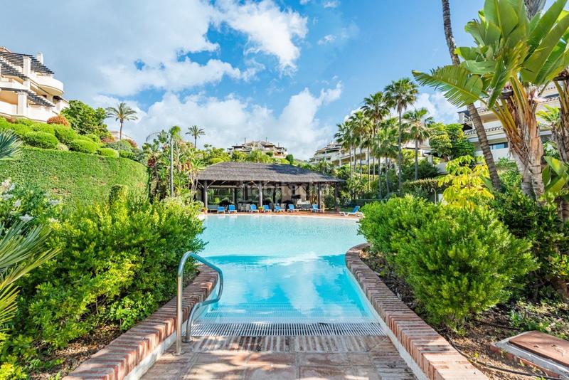 Foto c0a9970d-eb89-403c-bd16-2a0d101c65ea. Apartamento en Benahavís pueblo Benahavís