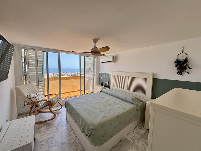 Foto 34a3d6a8-a441-4330-a92a-6010b2163617. Dachwohnung in Puerto Marina Benalmádena