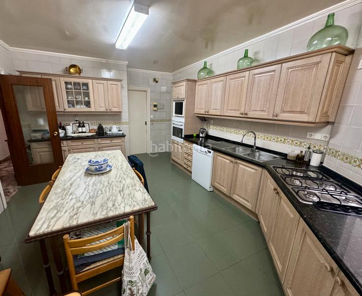 Foto 1cc01631-5194-49f2-8c78-660e439c48bf. Appartement dans avenida presidente adolfo suárez 2 dans Sevilla