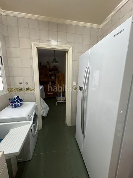 Foto d4ac2a10-bf36-4376-a6a7-2af29c1b1c87. Appartement dans avenida presidente adolfo suárez 2 dans Sevilla