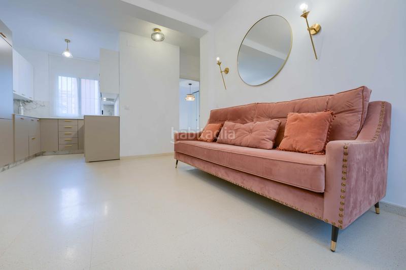 Foto 19c0b286-29f5-4329-9867-48362d549f63. Planta baja en calle julia rómula hispalis 5 bajo reformado en venta en c/ julia romula hispalis en Sevilla