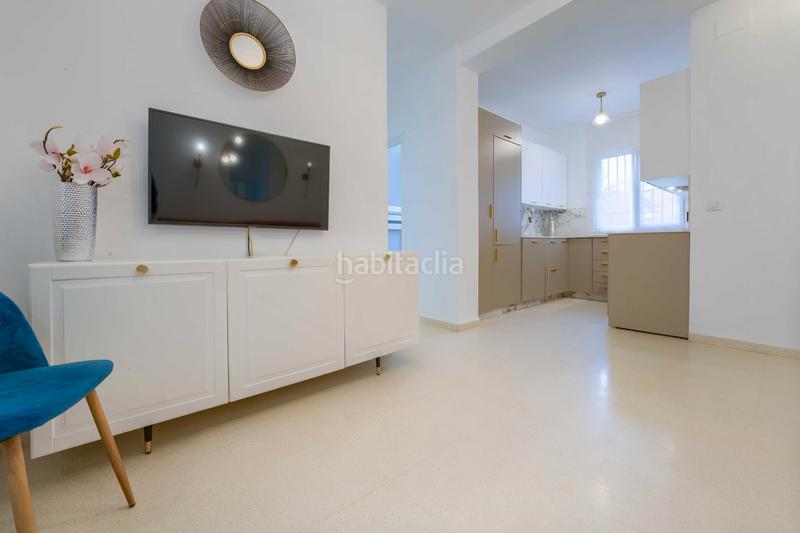 Foto 265e4724-2713-4326-8b0c-4a3521fc2e1a. Planta baja en calle julia rómula hispalis 5 bajo reformado en venta en c/ julia romula hispalis en Sevilla