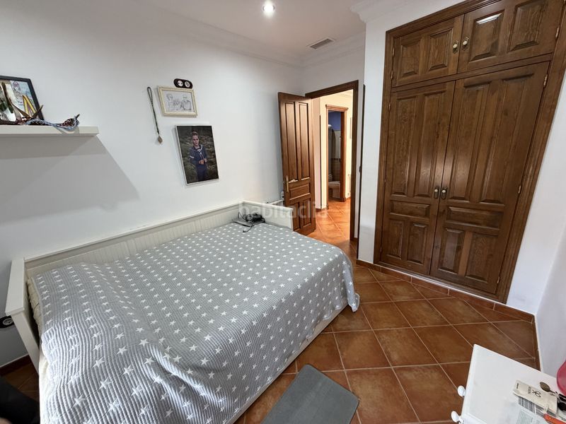 Foto adb60c91-4785-4def-a886-562f155ad5ff. Casa amb aparcament a Almonte Almonte