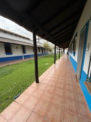 Casa  Avenida de la canaliega. Bungalow pequeño rocio