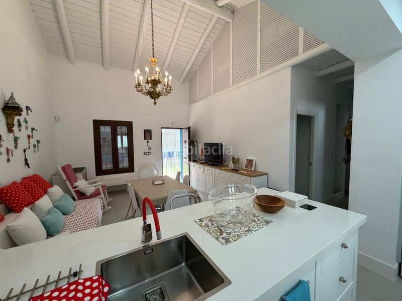 Foto a2b86c4b-35ff-4e09-af36-664fa27c59c9. Casa amb calefacció piscina a El Rocío Almonte