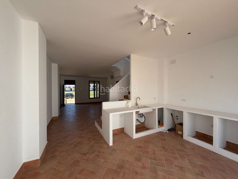 Foto 1d9e9491-4efc-4a8d-b475-cbc0876a16da. Casa amb aparcament a El Rocío Almonte