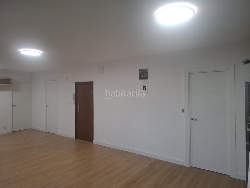 Foto 7f68bb7a-0a20-4d5c-81bd-ff33ad74fbde. Erdgeschoss mit heizung in Santutxu-Basarrate Bilbao