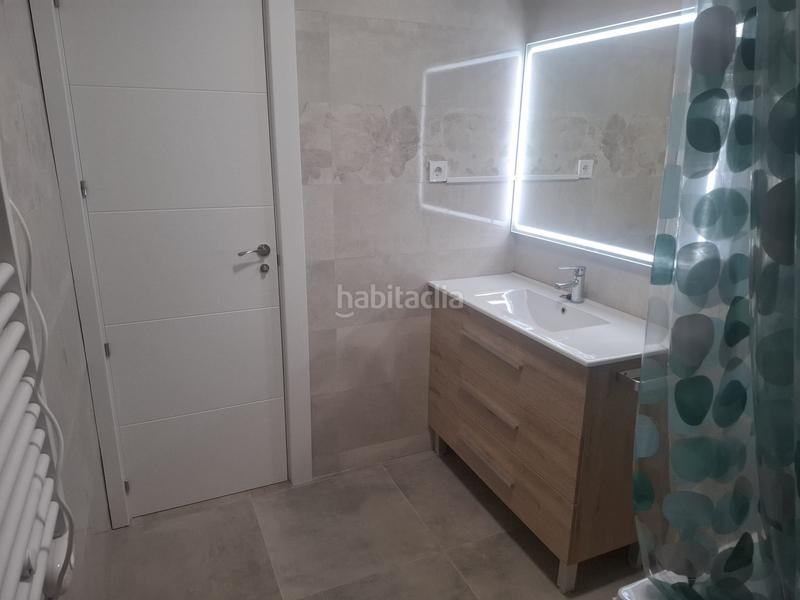 Foto c7b8fc3c-94fd-499c-b962-4041d8a74975. Ground floor with heating in Santutxu-Basarrate Bilbao