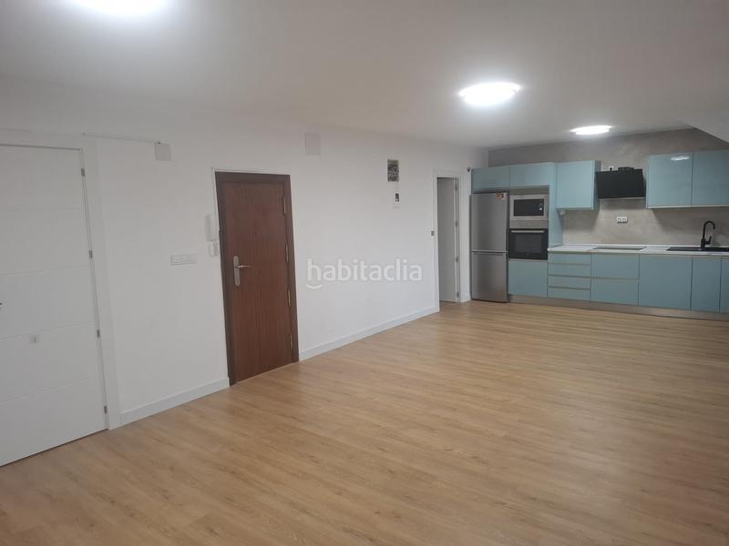 Foto a06f9213-b9af-4a46-895b-c523d95df7bd. Piano terra con riscaldamento in Santutxu-Basarrate Bilbao