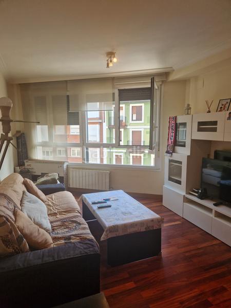 Foto b26928a1-3f8c-4566-b6af-464d053ff806. Etagenwohnung mit heizung in Zorrotza Bilbao