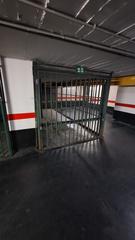 Car parking in Nicolás Alcorta Kalea