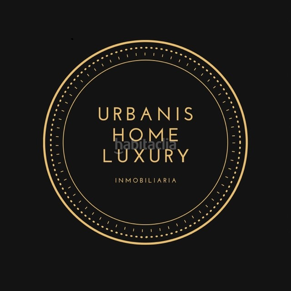 Foto 7cc52496-2196-48b4-a5b4-fe13f2f2b187. Aparcament cotxe a Peñamefecit - Avda Barcelona Jaén