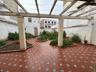 Casa a Martos. Venta de  casa en  zona centro