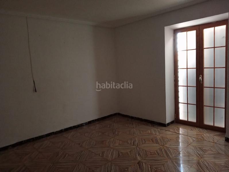 Foto 32383e8f-0e61-4c3b-bca0-9855fa978243. Casa a Rus