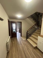 Casa adossada a Martos. Venta de casa en martos con piscina comunitaria