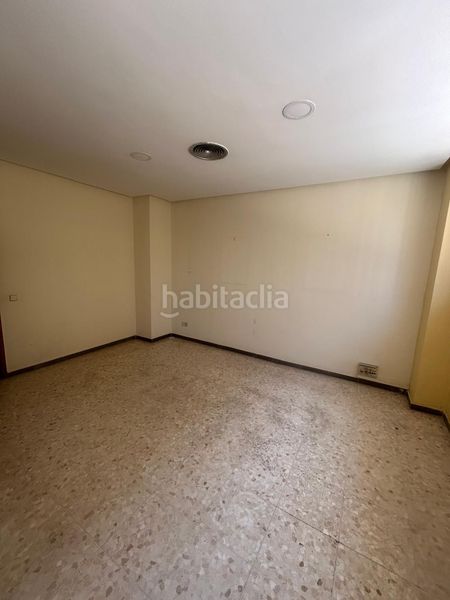 Foto 037e3890-09c2-431b-ac3c-187704ca6033. Local comercial a Martos