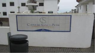 Aparcament cotxe a La Barrosa. Venta de garajes