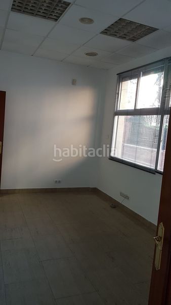 Foto 495fd30b-6b5a-47be-9449-ec69af06eb3f. Local comercial a Martos