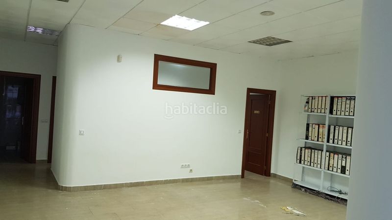 Foto 5d031798-8b15-430e-b265-3f88260f3b8a. Local comercial a Martos