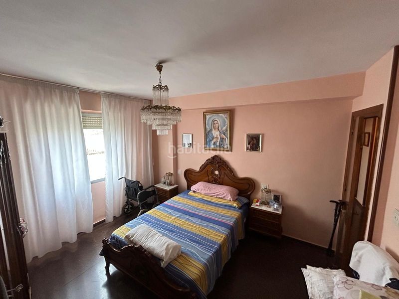 Foto c07d630b-a63b-4723-b8d7-0d2b80feb553. Pis a Martos
