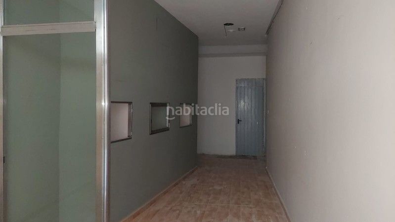 Foto 315f6c00-7994-4fb1-9306-944bd4bb3e88. Local comercial a Andújar