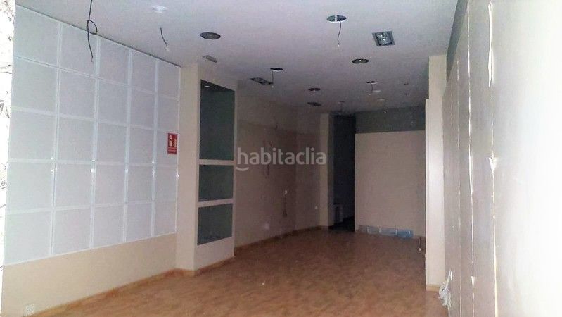 Foto 5b6a4a2c-5b6c-49e8-96cf-d6e4b0dcd38d. Local comercial a Andújar