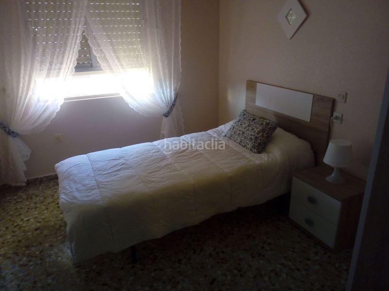 Foto f687e16d-b282-4e08-b1bf-652dc8c5bca2. Lloguer pis a Martos