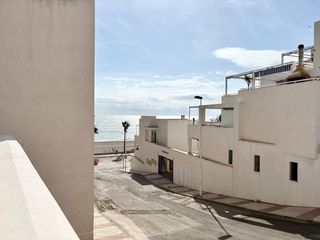 Flat in Carboneras. Piso en venta en calle lawrence de arabia