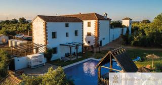 Edificio en Herrería. Hotel en venta en córdoba, 12 dormitorios.