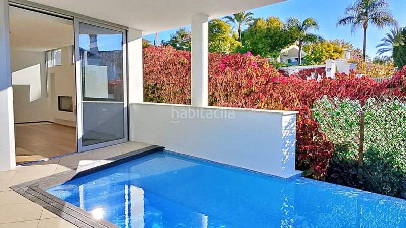 Foto 1b3bb158-e0ec-404a-98df-12bcc2162033. Casa adossada amb aparcament a Sierra Blanca Marbella