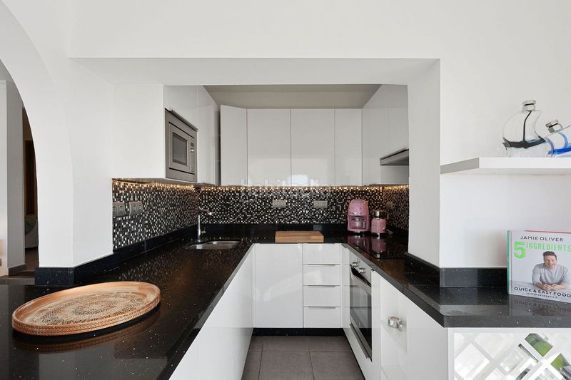 Foto d59be911-3e94-4f77-a286-120651530949. Casa adossada a Las Brisas Marbella