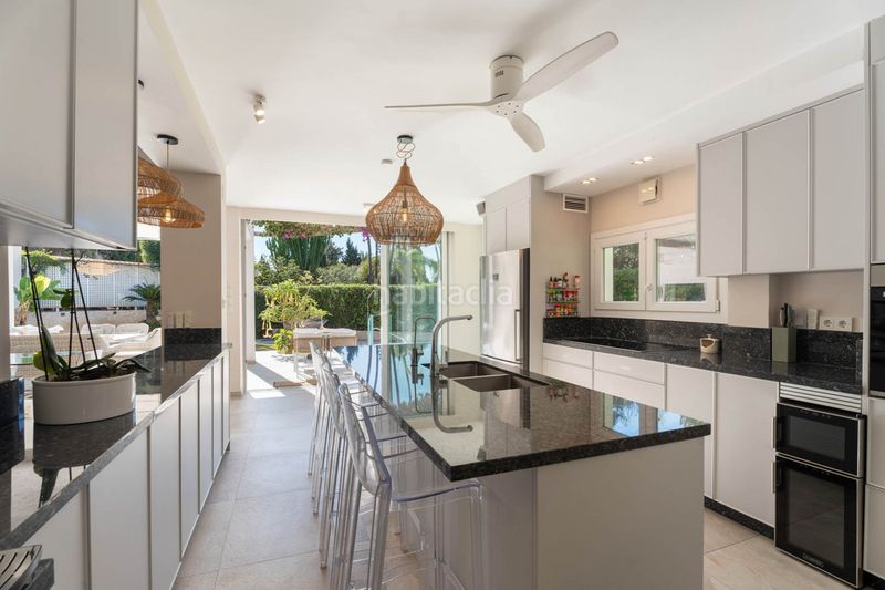 Foto ee497828-43b7-4b2f-8bf9-92db835721a4. Casa adossada a El Rosario - Ricmar Marbella