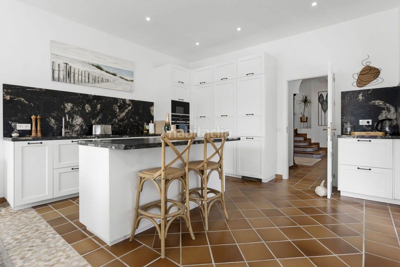Foto 05ebaf37-bdff-4716-a05f-24dab6b55924. Casa adossada amb aparcament a Las Chapas - Alicate Playa Marbella