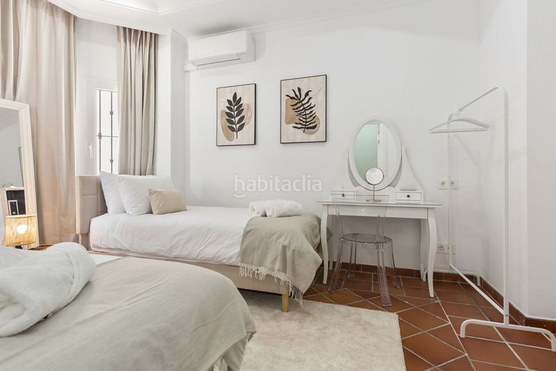 Foto 07d6d006-040c-4b38-9169-f8a917798933. Casa adossada amb aparcament a Las Chapas - Alicate Playa Marbella