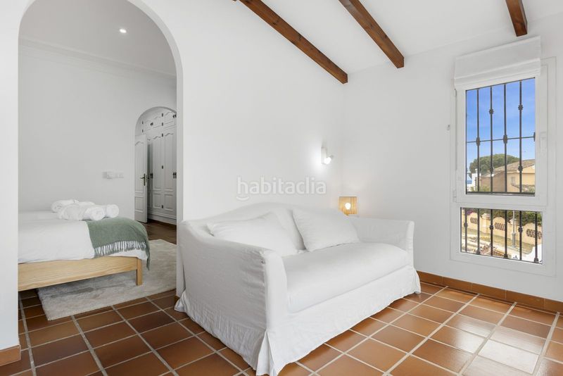 Foto 13b9f733-b18d-4e67-aef7-dfd3c3e5a9a6. Casa adossada amb aparcament a Las Chapas - Alicate Playa Marbella