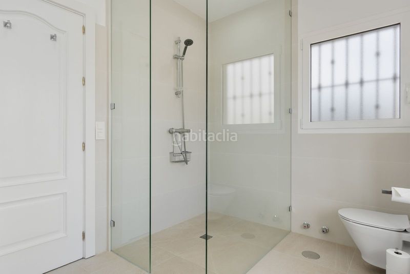 Foto 1efdaca1-e417-4c48-9c0f-df7bbc9edf67. Casa adossada amb aparcament a Las Chapas - Alicate Playa Marbella