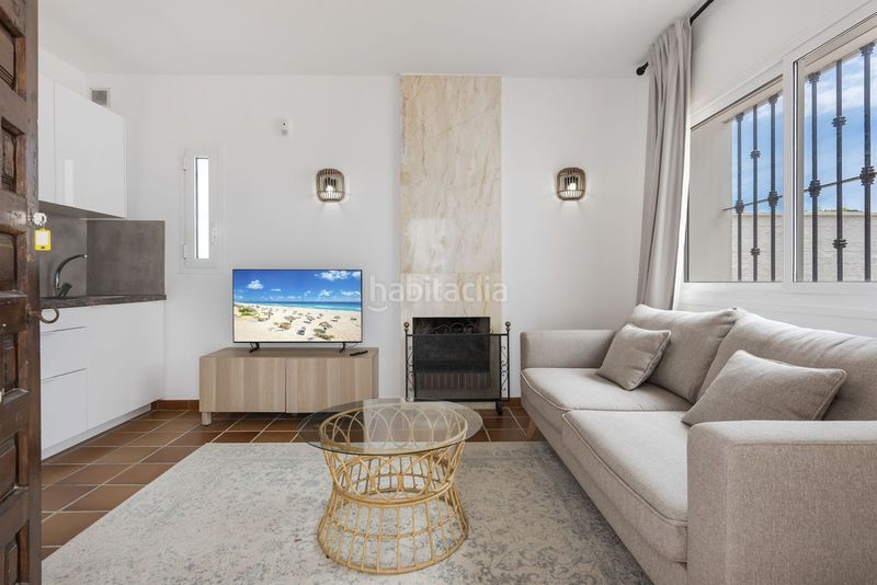 Foto a5fb6bd7-58e7-4d69-b5dc-beb0f56d0dc9. Casa adossada amb aparcament a Las Chapas - Alicate Playa Marbella