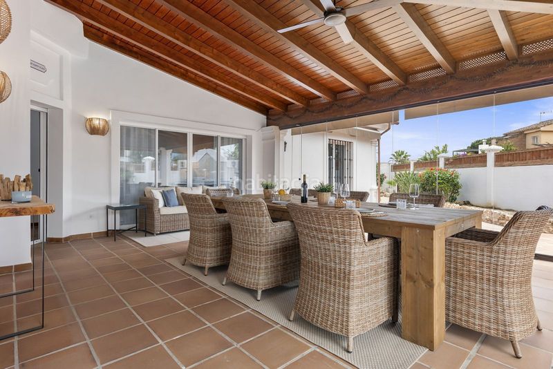 Foto d3a59780-40a3-41d2-a806-50e73851c9fa. Casa adossada amb aparcament a Las Chapas - Alicate Playa Marbella