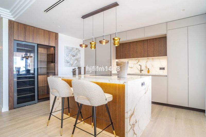 Foto d247c5c7-4536-46d8-9b90-bc410d4e706c. Pis a Las Brisas Marbella